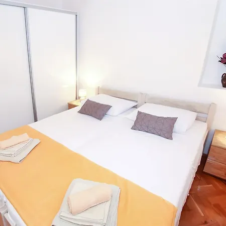 House Vicko 2 * Grabovac (Split-Dalmatia)