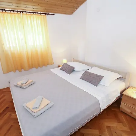 Prázdninový dům House Vicko 2 *